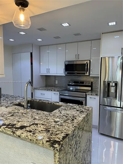 10024 Winding Lake Rd 102 #102 Sunrise FL