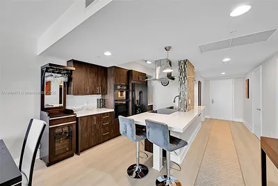 1850 S Ocean Dr 1907 #1907 Hallandale Beach FL