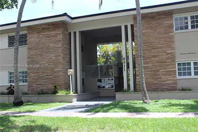 6511 Santona St C-17 #C-17 Coral Gables FL