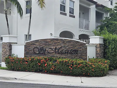 8800 NW 97th Ave 212 #212 Doral FL