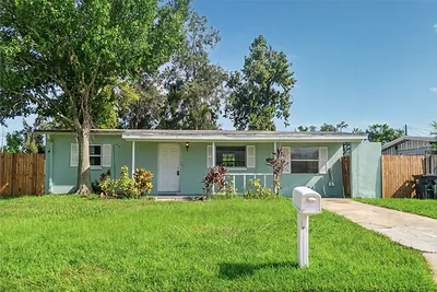 6013 FRANCIS DRIVE Apollo Beach FL