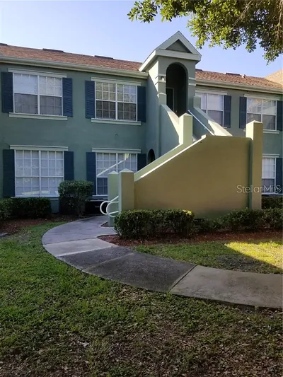 10422 WHITE LAKE COURT 10422 #10422 Tampa FL