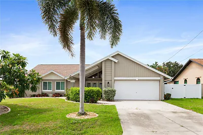 1726 SE 2ND STREET Cape Coral FL