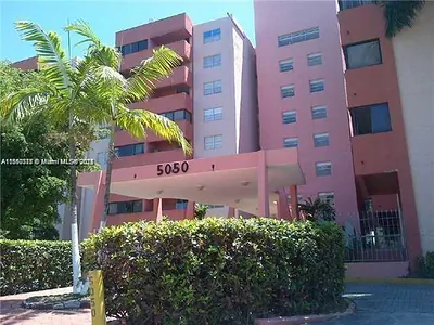 5050 NW 7th St 514 #514 Miami FL