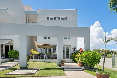 Palmarina Club HARBOUR DRIVE 1 #1 Humacao PR