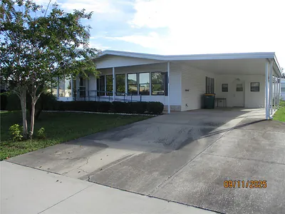 1332 NASSAU CIRCLE Tavares FL