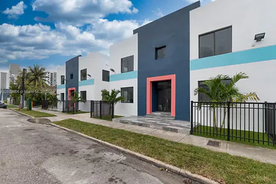 858 NW 3rd St 1-12 #1-12 Miami FL
