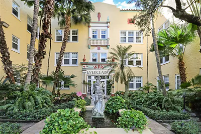 536 14th St 110 #110 Miami Beach FL