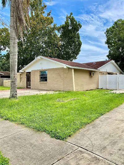 7516 BROOKHAVEN COURT Tampa FL