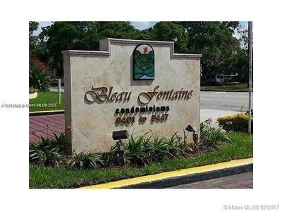 9415 Fontainebleau Blvd 111 #111 Miami FL