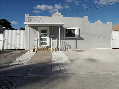 3501 NW 14th Ter #3501 Miami FL