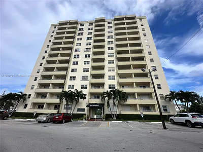 900 NE 18th Ave 304 #304 Fort Lauderdale FL