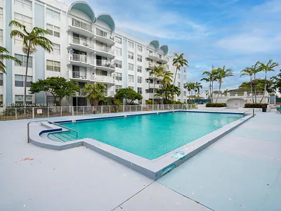 494 NW 165th St Rd C-203 #C-203 Miami FL