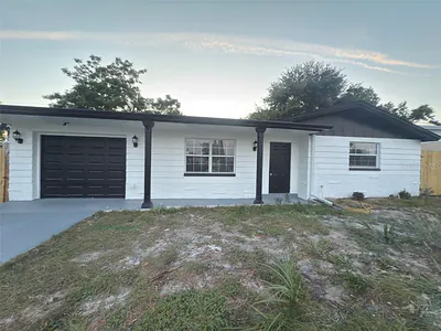 3709 KIMBERLY OAKS DRIVE Holiday FL