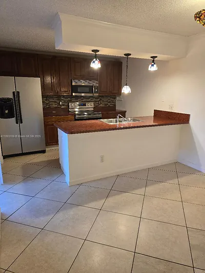 8369 N Coral Cir 8369 #8369 North Lauderdale FL