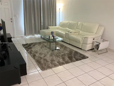 1130 11th St 3E #3E Miami Beach FL