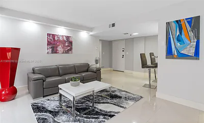 5249 NW 7th St 203 #203 Miami FL