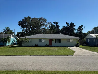 6907 11TH AVENUE NW Bradenton FL