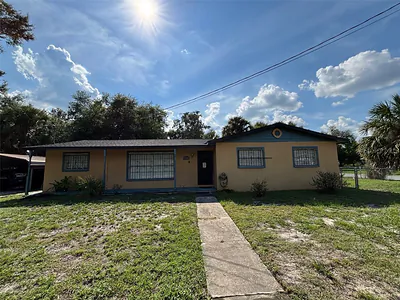 820 MARTIN L KING JR AVENUE Lakeland FL
