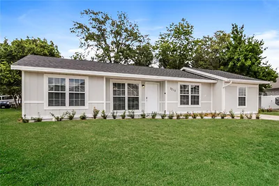 3210 SHINGLER TERRACE Deltona FL