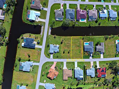 5 BUNKER CIRCLE Rotonda West FL