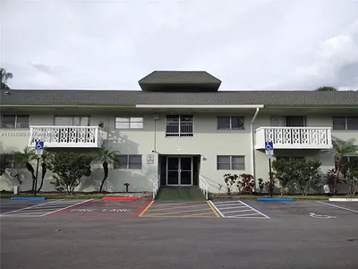 4200 NW 3rd Ct 327 #327 Plantation FL