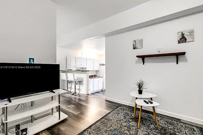 1629 Johnson St 3 #3 Hollywood FL
