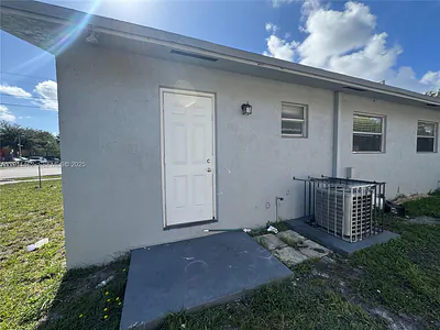 804 NW 10th St 804 #804 Hallandale Beach FL