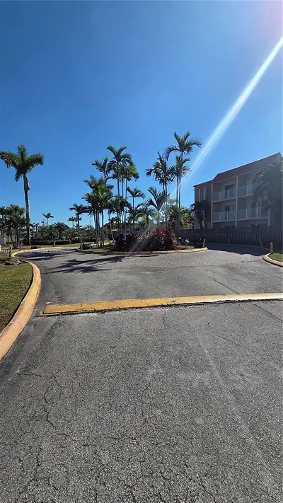 5122 NW 79th Ave 203 #203 Doral FL