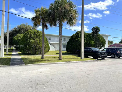 17175 NE 20th Ave 6 #6 North Miami Beach FL