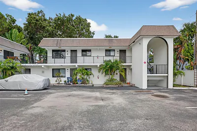 615 NE 26TH ST 8 #8 Wilton Manors FL