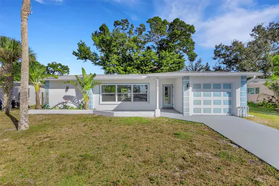 201 63RD STREET W Bradenton FL