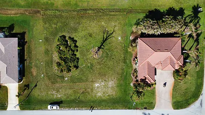 3 WHITE MARSH LANE Rotonda West FL