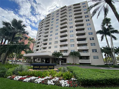 90 Edgewater Dr 805 #805 Coral Gables FL
