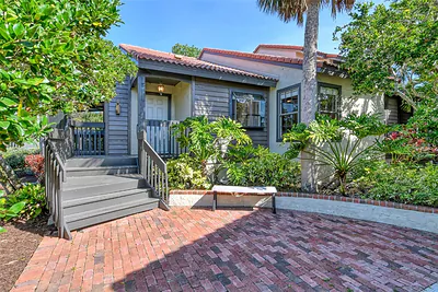 4375 TRAILS DRIVE 17-1 #17-1 Sarasota FL