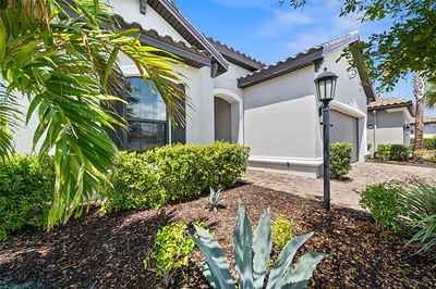 6266 MESA GLEN Bradenton FL
