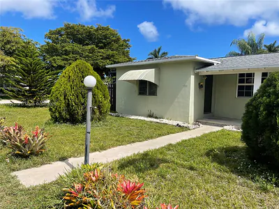 1325 N 16th Ct 1 #1 Hollywood FL