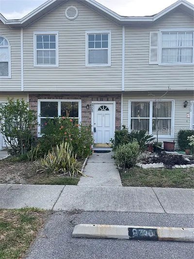 8708 COBBLER PLACE Tampa FL