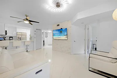 15499 N Miami Lakeway N 208 #208 Miami Lakes FL