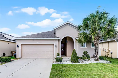 654 STAR MAGNOLIA DRIVE Kissimmee FL