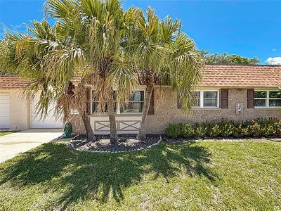 1102 CARA DRIVE Largo FL