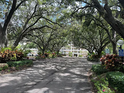 3520 Oaks Way 105 #105 Pompano Beach FL