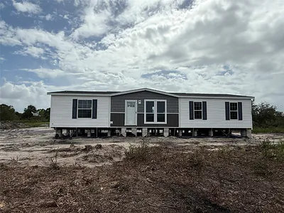 21122 NW 278TH STREET Okeechobee FL