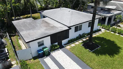 270 NE 162nd St Miami FL