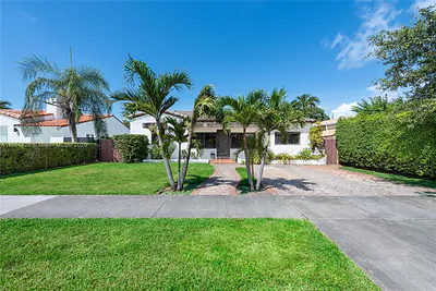 608 SW 26 Roads Miami FL