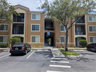 8070 N Nob Hill Rd 203 #203 Tamarac FL