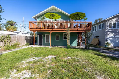 861 28TH AVENUE N St Petersburg FL