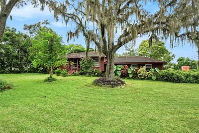 1031 ANDERSON SNOW ROAD Spring Hill FL