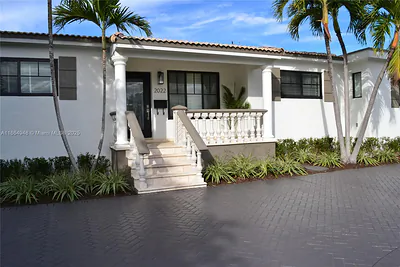 2022 SW 82nd Ct B #B Miami FL