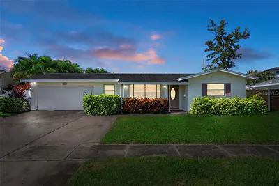 1563 EDEN ISLE BOULEVARD NE St Petersburg FL
